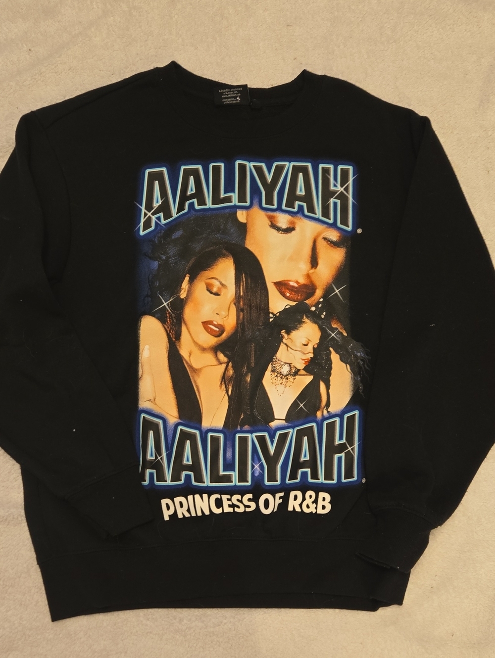 Aaliyah Black Graphic Crewneck Sweatshirt